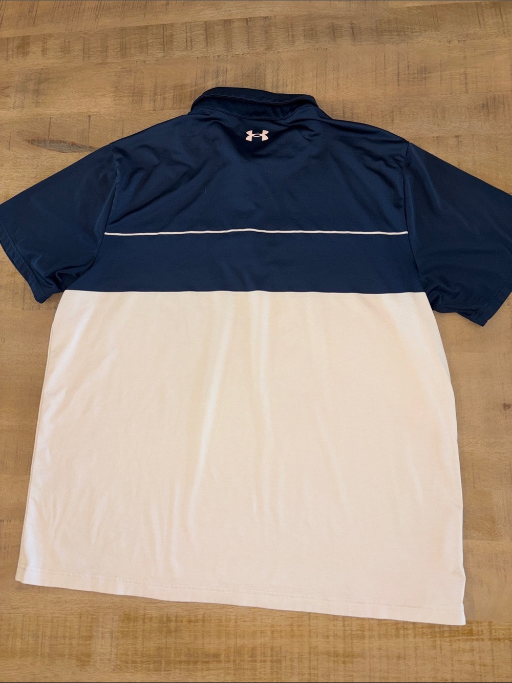 Under Armour The Playoff Polo Mens XXL Preppy Golf Navy Pink Excellent Condition - Picture 3 of 4